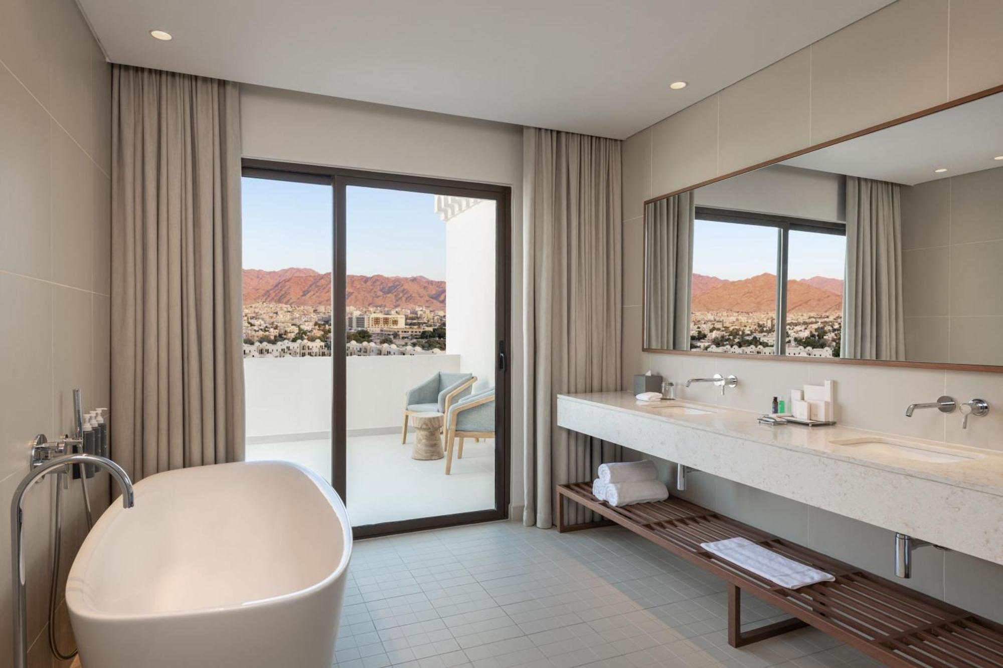 The Westin Saraya Aqaba Resort & Spa ภายนอก รูปภาพ